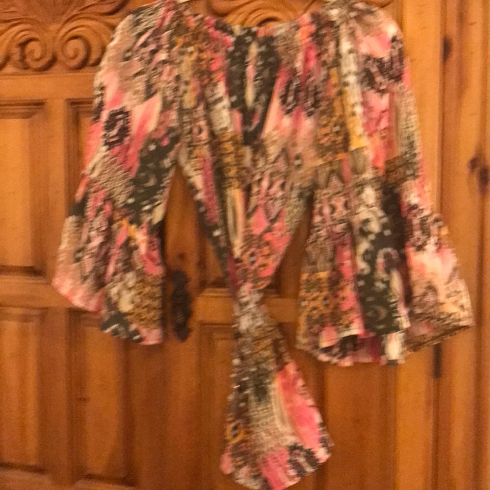 Top - Picture 2 of 2